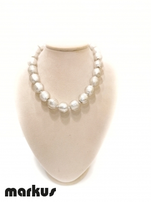 Glass necklace with round beads white  gold leaf